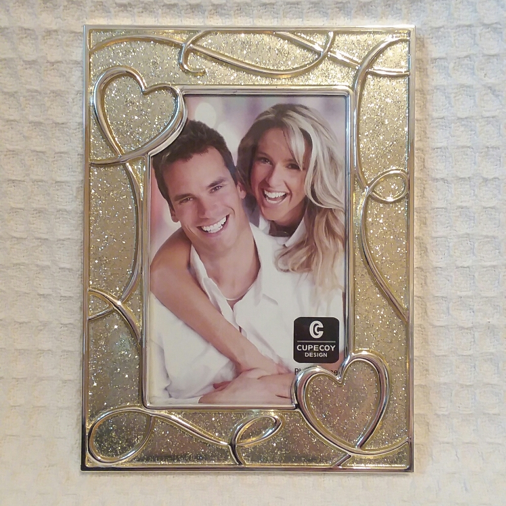 Cupecoy Hearts & Glitter Picture Frame